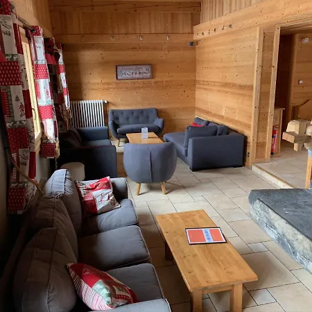 Chalet Marjorie 莱热